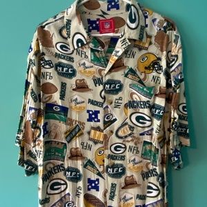 Green Bay Packers Ultimate Super-Fan Game Day Short Adult Size L